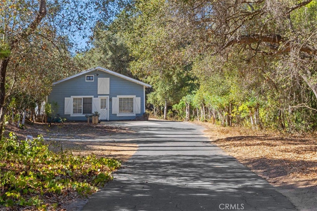 1619 Ranchwood Lane, Fallbrook, CA 92028 1619 Ranchwood Lane, Fallbrook, CA 92028