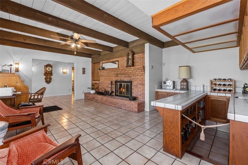 1619 Ranchwood Lane, Fallbrook, CA 92028 1619 Ranchwood Lane, Fallbrook, CA 92028