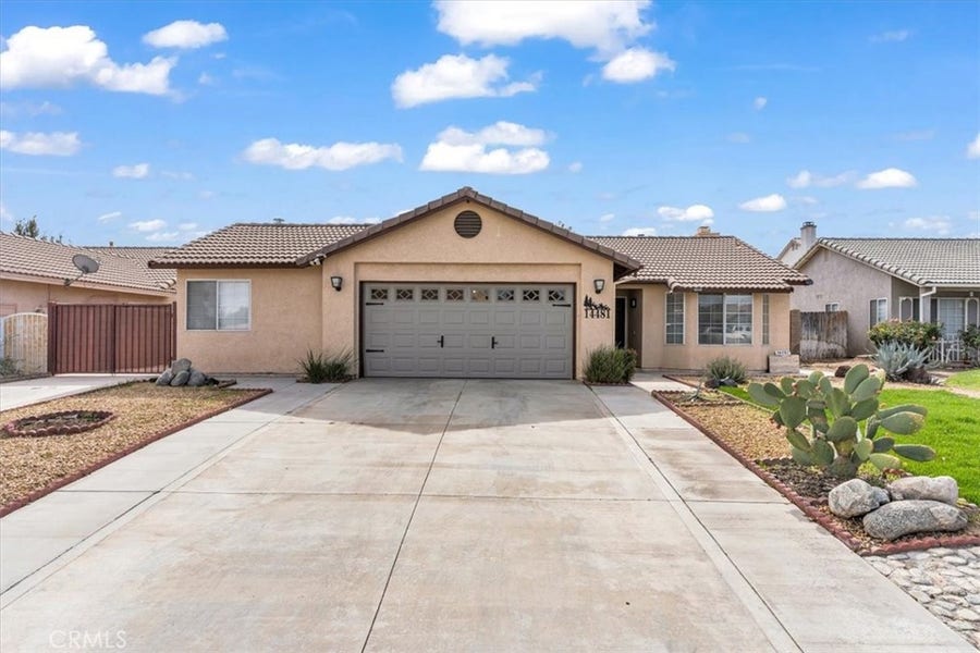 Property photo for 14481 Aspen Street, Hesperia, CA