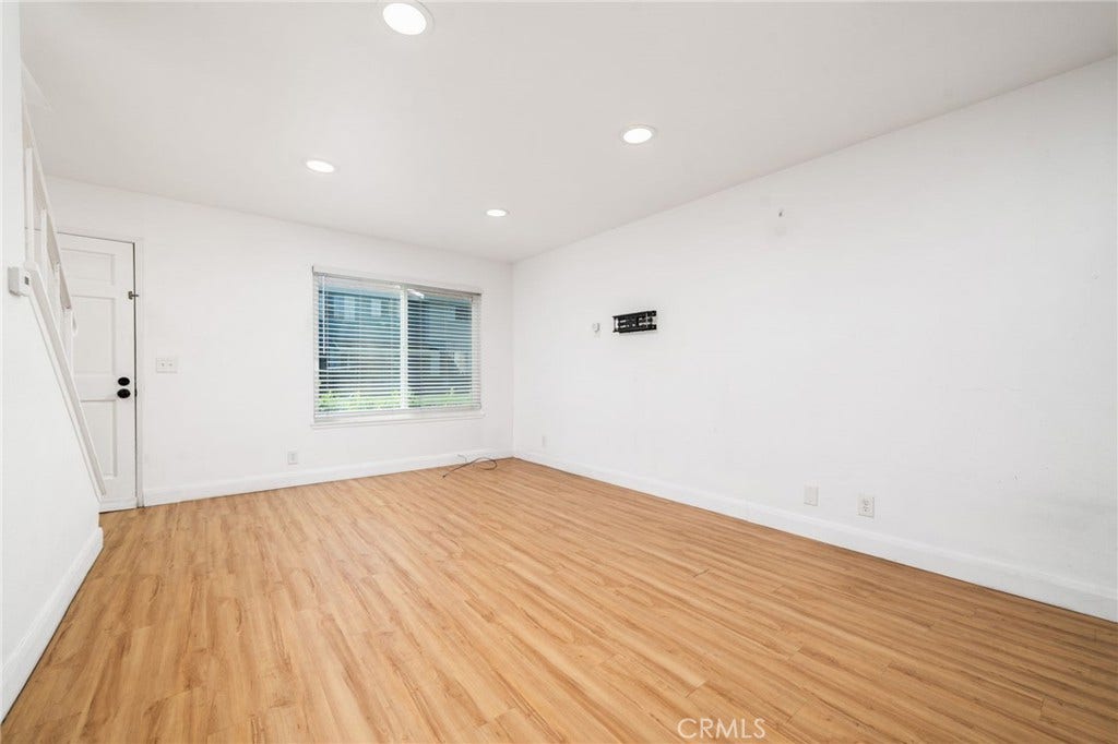 19875 Kingswood, Huntington Beach, CA 92646