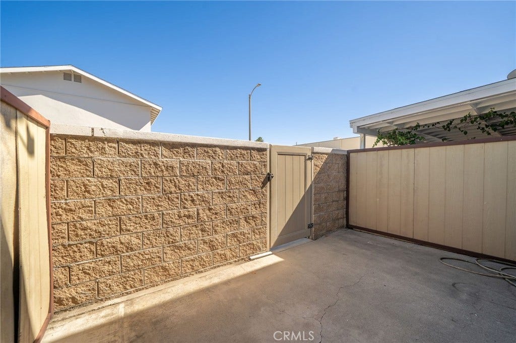 19875 Kingswood, Huntington Beach, CA 92646