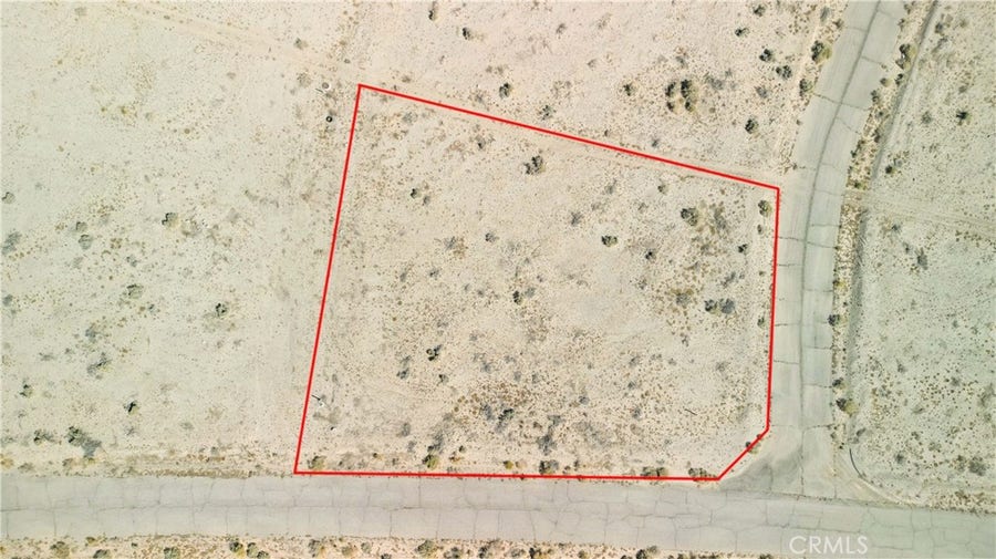 Property photo for 2711 Twin Lakes Avenue, Thermal, CA