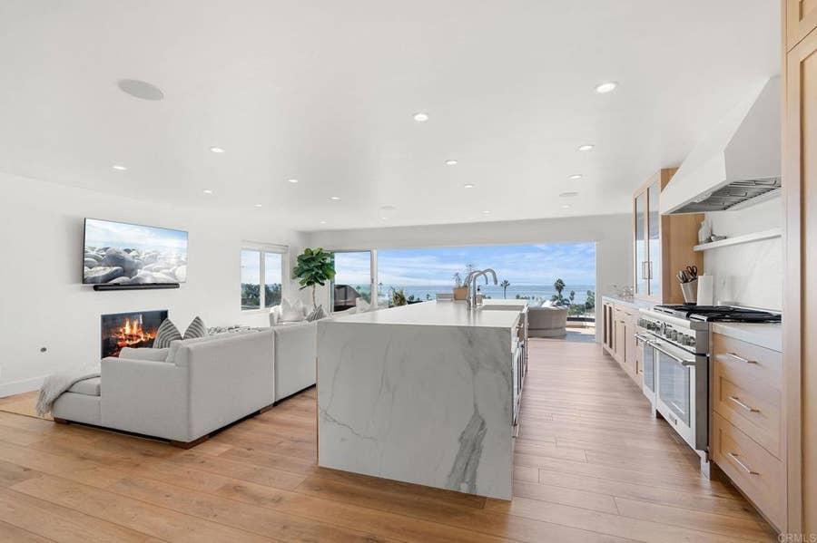 Property photo for 2172 Oxford Avenue, Cardiff By The Sea, CA
