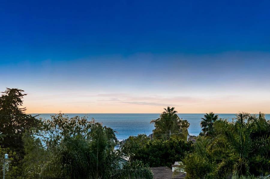 Property photo for 1149 Oceanic Drive, Encinitas, CA