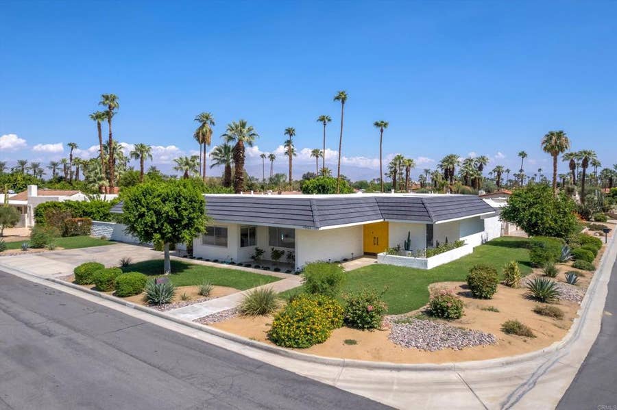 Property photo for 45480 Via Corona, Indian Wells, CA