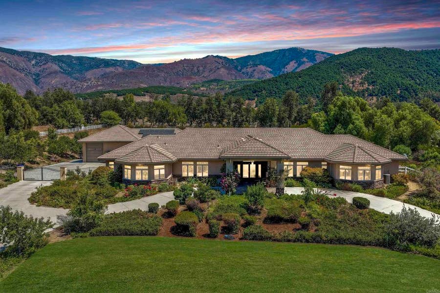 Property photo for 32920 Luiseno Circle Dr, Pauma Valley, CA