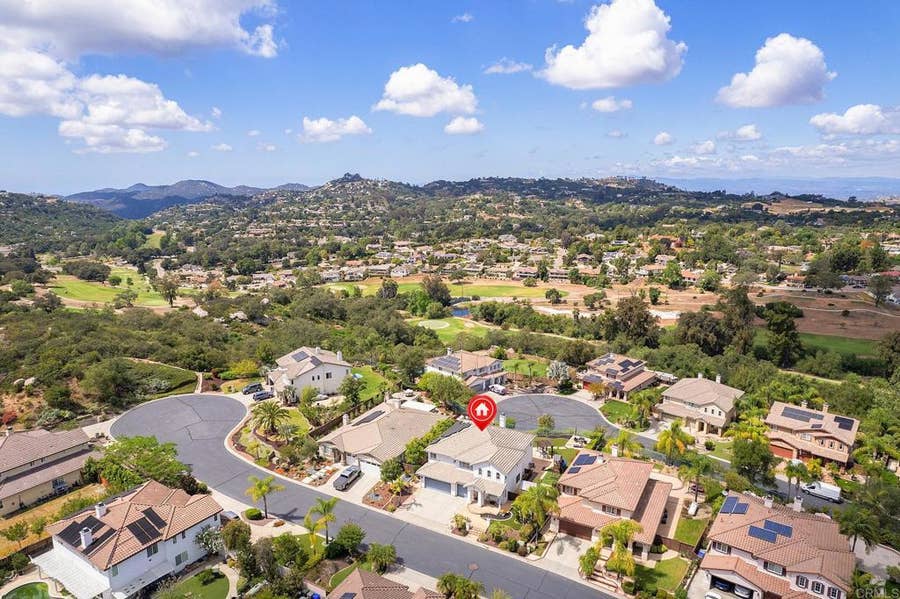 Property photo for 27853 Dogwood Gln, Escondido, CA