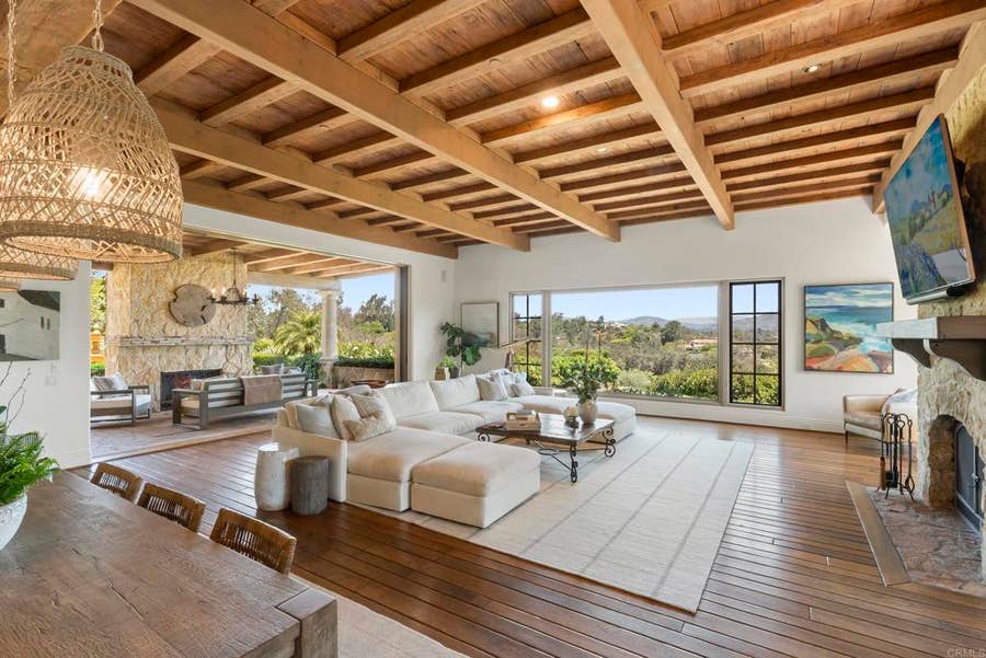 Property photo for 5423 Calzada Del Bosque, Rancho Santa Fe, CA