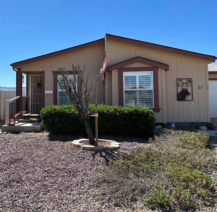Property photo for 22241 Nisqually Road, #SPC 67, Apple Valley, CA