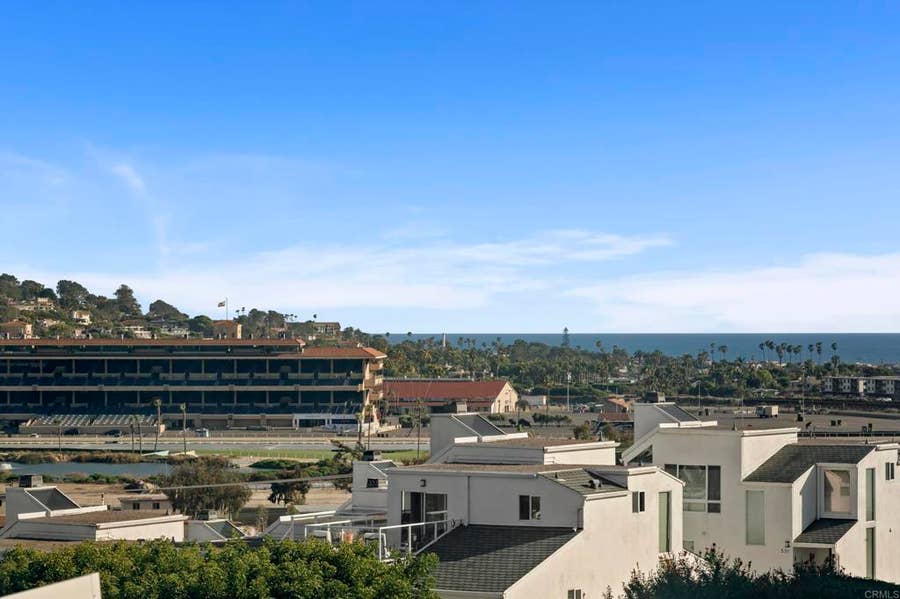 Property photo for 371 Longden Ln, Solana Beach, CA