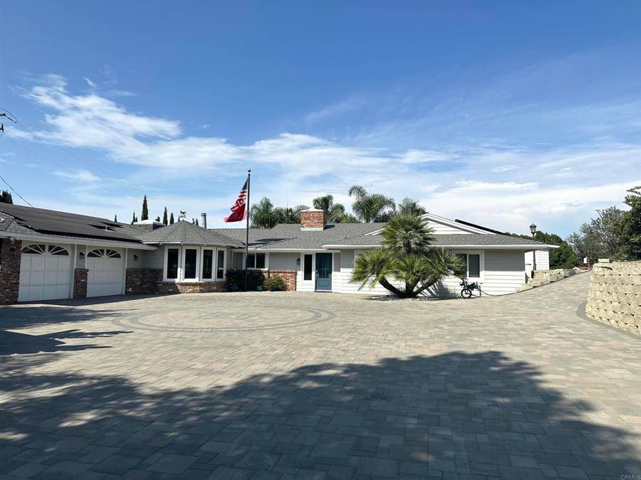 Property photo for 1001 Riverview Drive, Fallbrook, CA