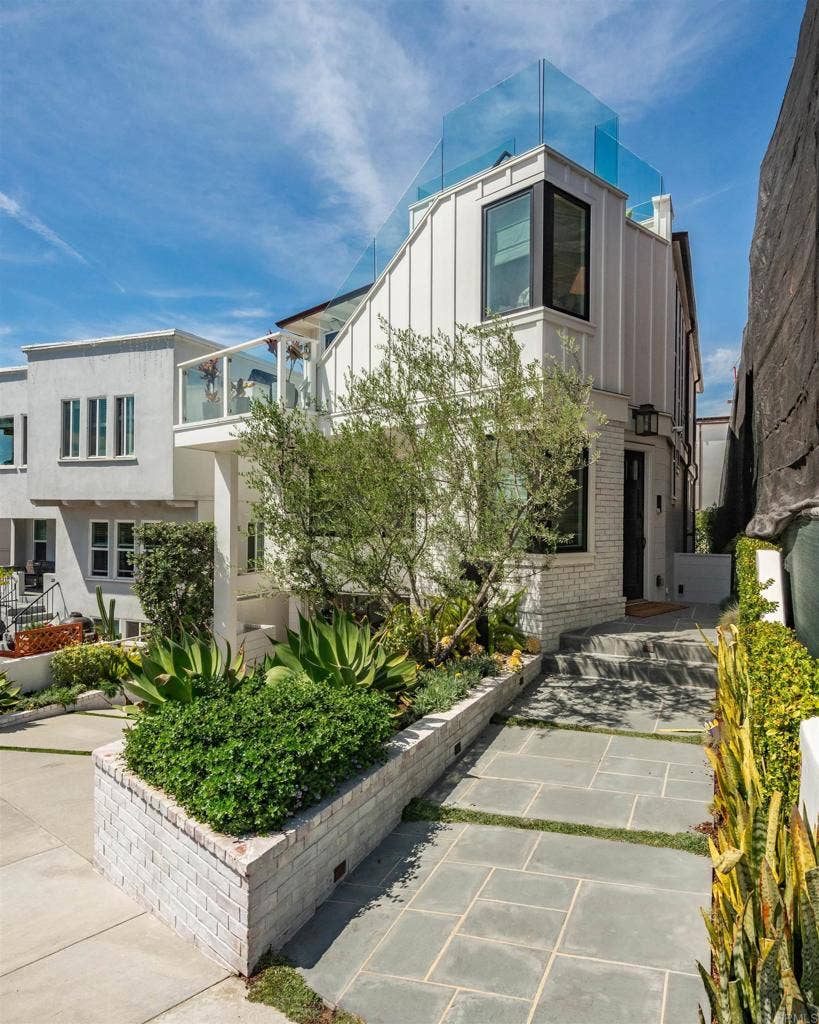 Property photo for 229 24th St., Hermosa Beach, CA