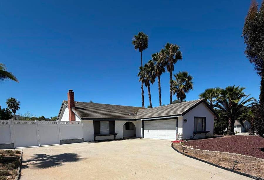 Property photo for 23601 Barrego Way, Ramona, CA