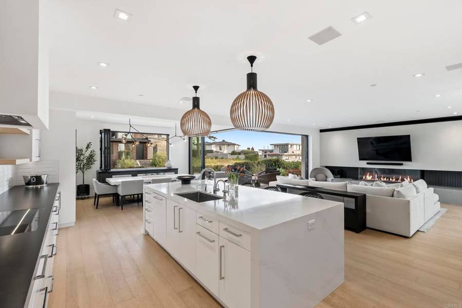 Property photo for 216 Ocean St., Solana Beach, CA
