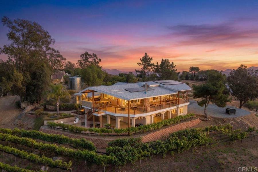 Property photo for 18759 Rangeland Road, Ramona, CA