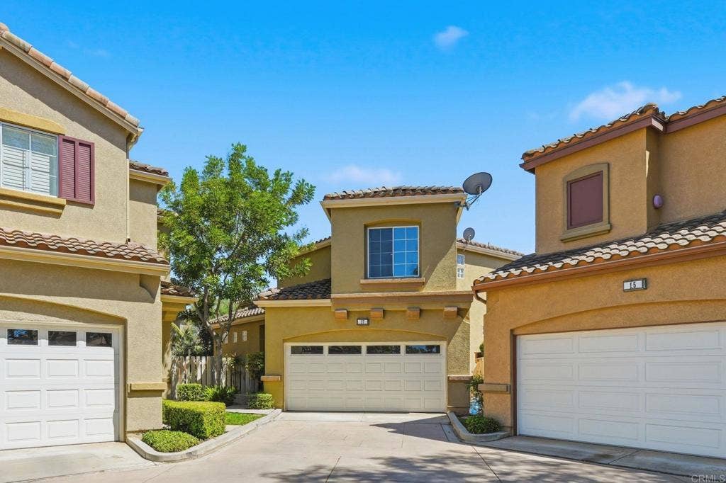 17 Calle De Vida, Rancho Santa Margarita, CA 92688 17 Calle De Vida, Rancho Santa Margarita, CA 92688