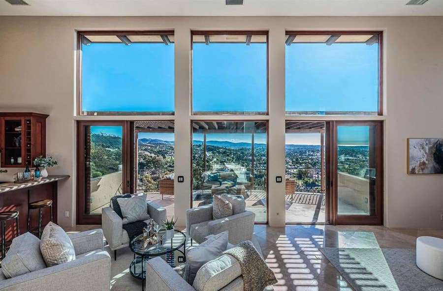 Property photo for 2362 Edgehill Road, Vista, CA