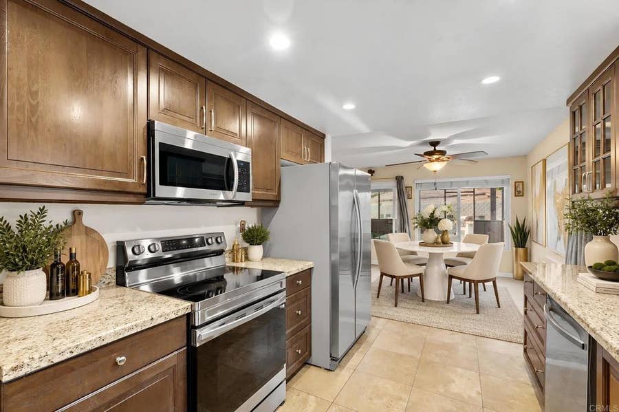 Property photo for 267 Hannalei Dr, Vista, CA