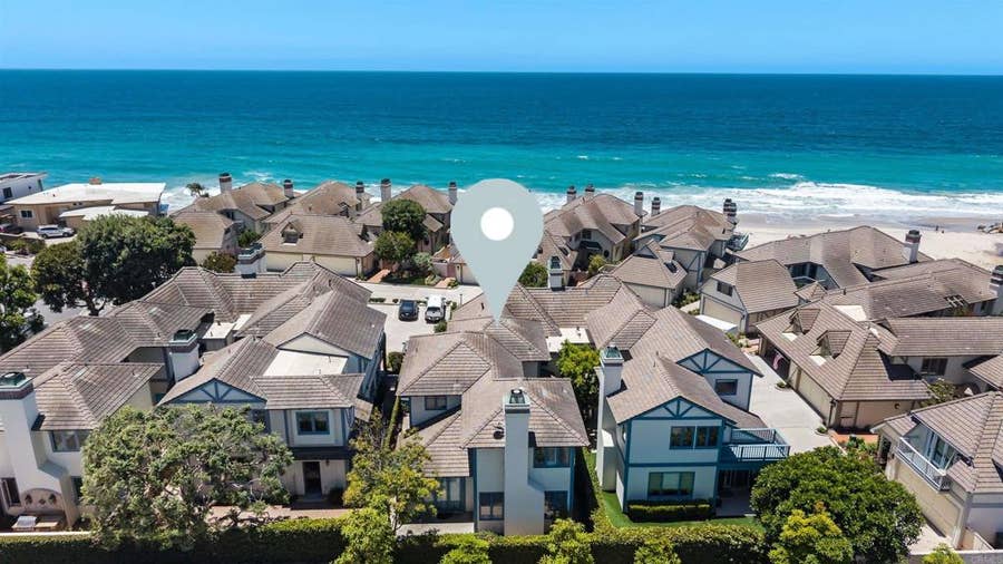 Property photo for 2340 Rue Des Chateaux, Carlsbad, CA
