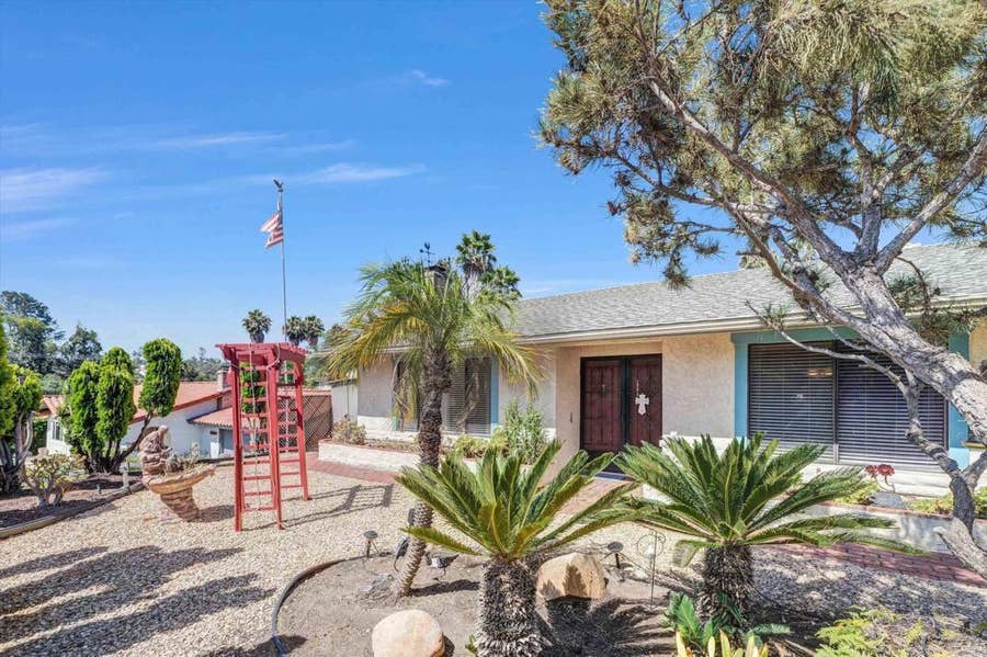 Property photo for 1154 Monte Vista Dr, Vista, CA