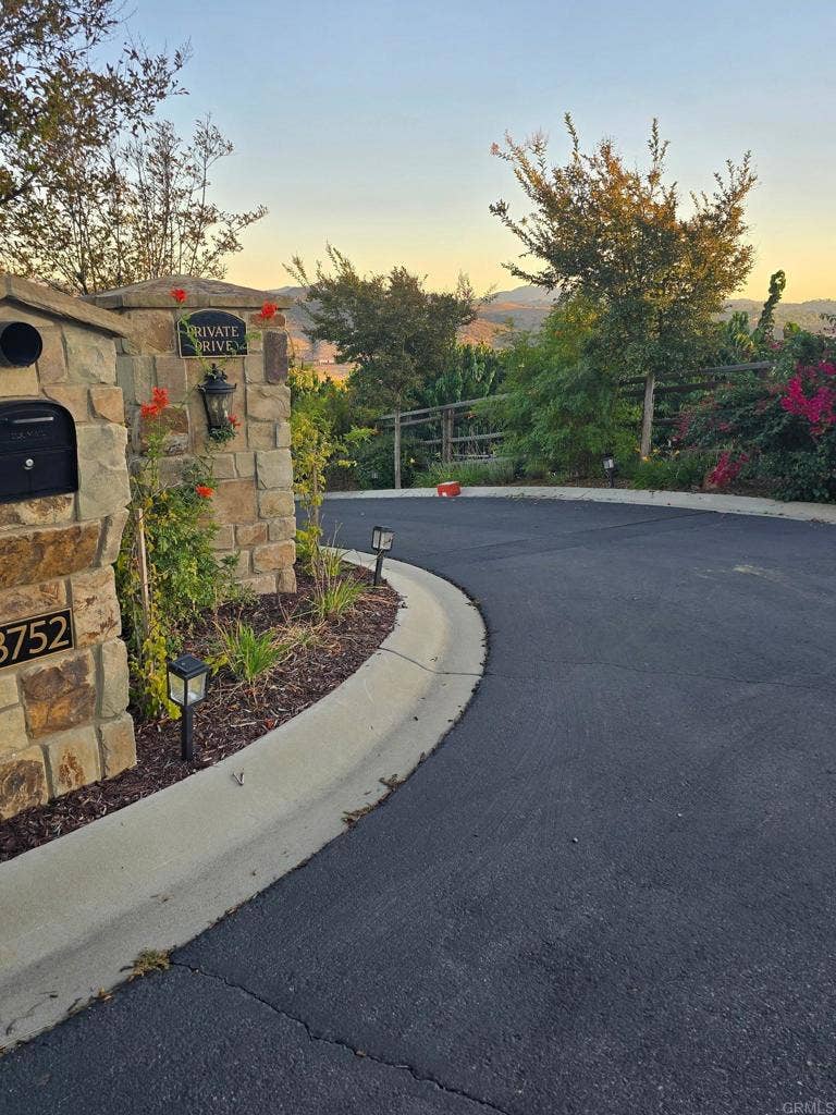 Property photo for 3752 Monserate Place, Fallbrook, CA