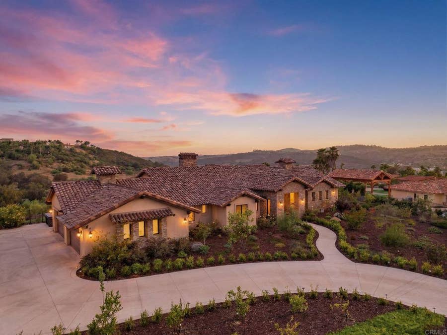 Property photo for 31463 Lake Vista Circle, Bonsall, CA