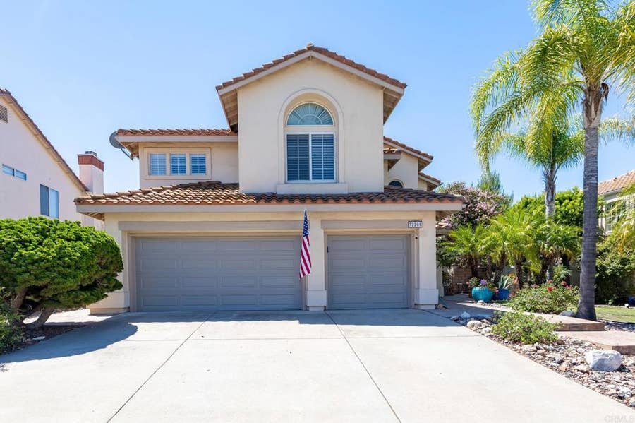 Property photo for 32205 Callesito Fadrique, Temecula, CA