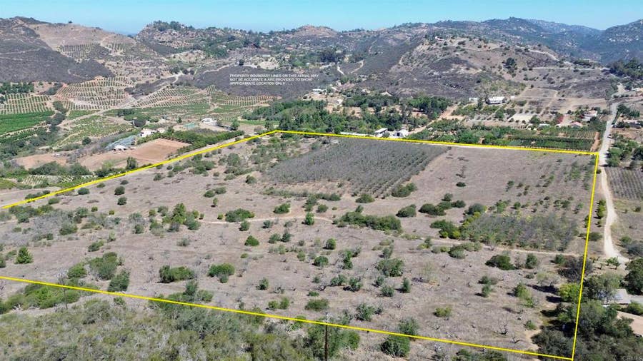 Property photo for 9927 Modrigan Lane, Fallbrook, CA