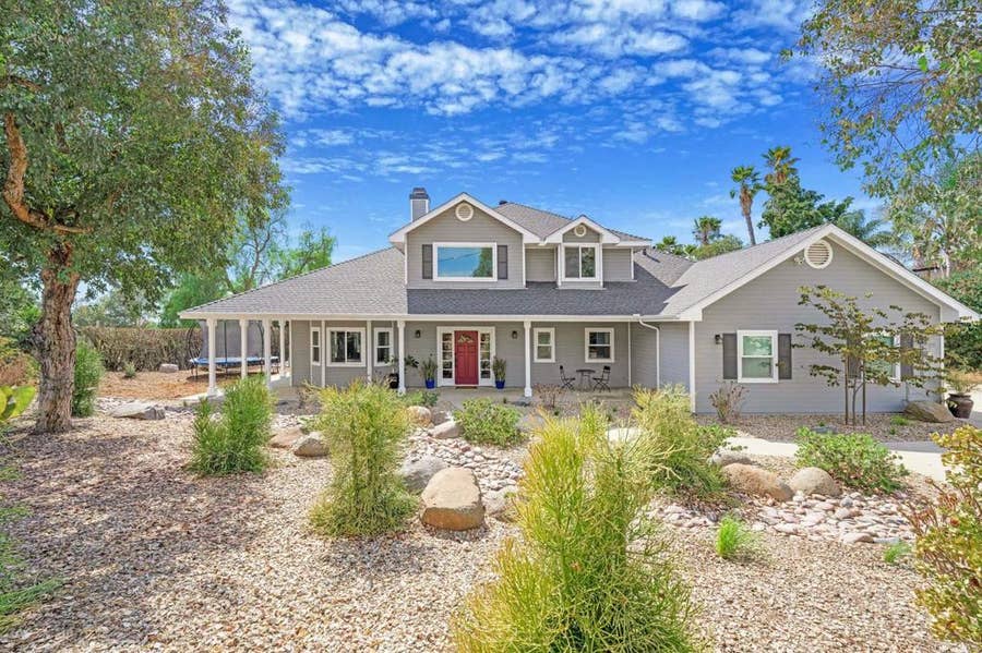 Property photo for 1850 Canyon Heights Road, Fallbrook, CA