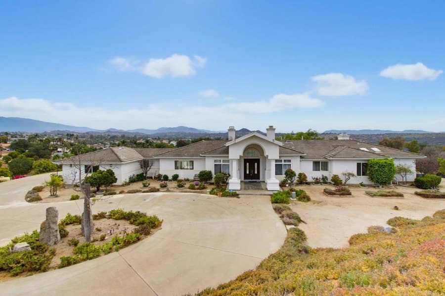 Property photo for 13427 Hilltop Place, Valley Center, CA