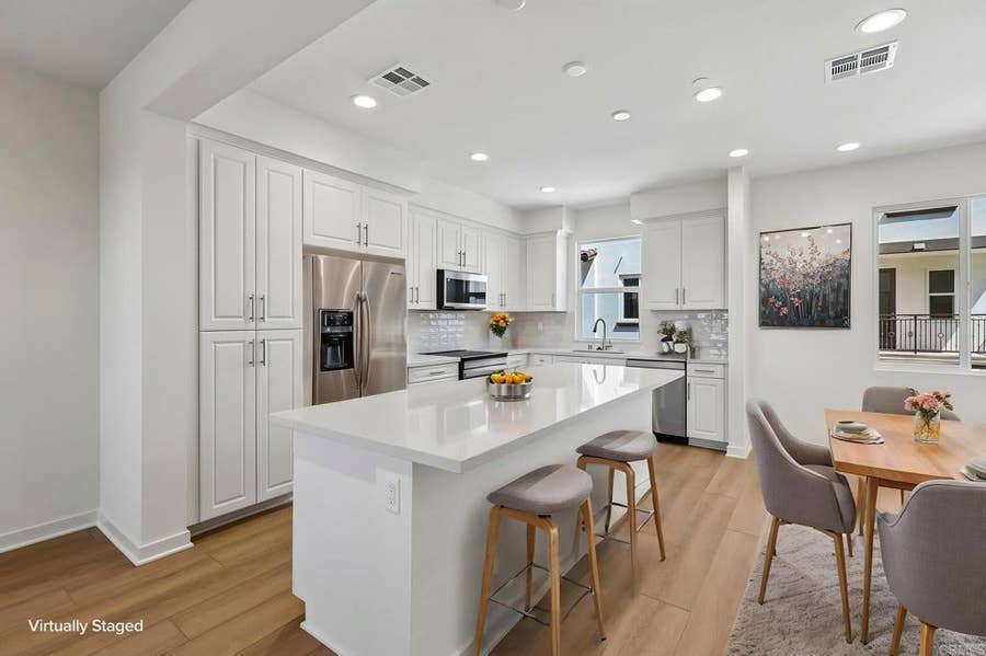 Property photo for 323 Jimson Glen, Escondido, CA
