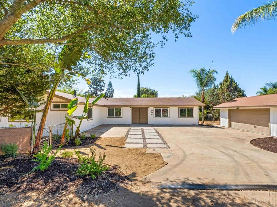 Property photo for 1004 Santa Margarita Drive, Fallbrook, CA