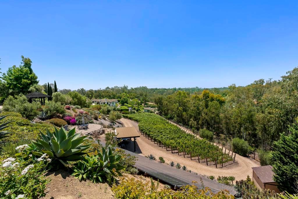 5293 La Glorieta, Rancho Santa Fe, CA 92067 5293 La Glorieta, Rancho Santa Fe, CA 92067