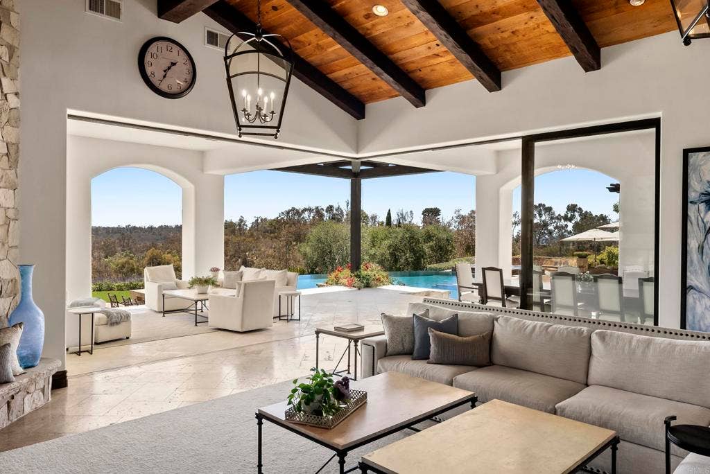 5293 La Glorieta, Rancho Santa Fe, CA 92067 5293 La Glorieta, Rancho Santa Fe, CA 92067