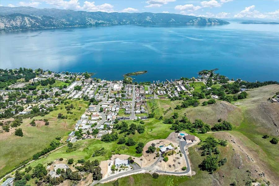Property photo for 501 Island View Drive, Lakeport, CA
