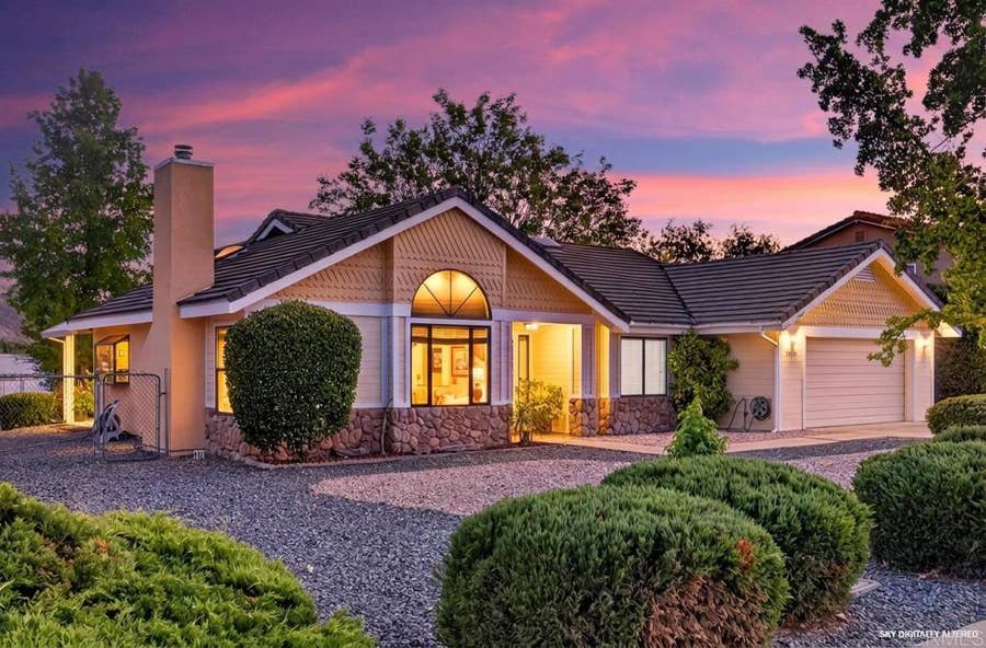 Property photo for 23543 Oriente Way, Ramona, CA