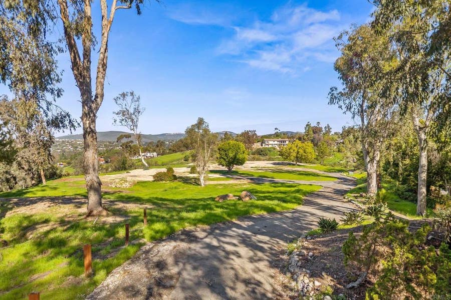 Property photo for 18065 Avenida Alondra, Rancho Santa Fe, CA