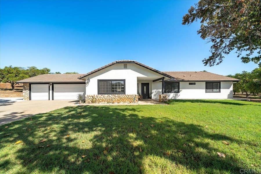 Property photo for 13738 Crystallite, Valley Center, CA
