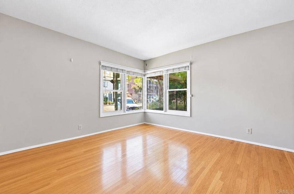 2075 E Appleton Street, #27, Long Beach, CA 90803 2075 E Appleton Street, #27, Long Beach, CA 90803