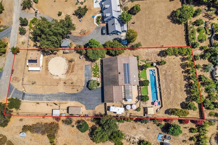 Property photo for 1905 Green Vista Lane, Fallbrook, CA