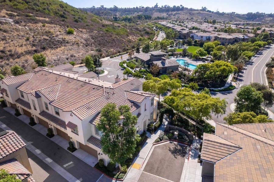 Property photo for 3131 Asto Pl, Carlsbad, CA