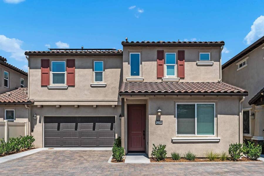 Property photo for 32789 Tannat Dr, Temecula, CA