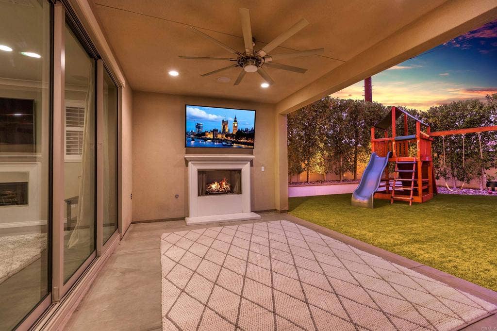 250 Treasure Drive, San Marcos, CA 92078 250 Treasure Drive, San Marcos, CA 92078