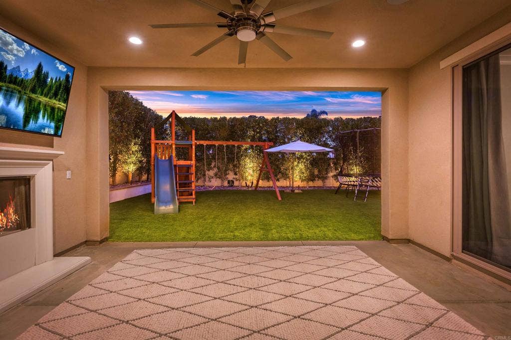 250 Treasure Drive, San Marcos, CA 92078 250 Treasure Drive, San Marcos, CA 92078