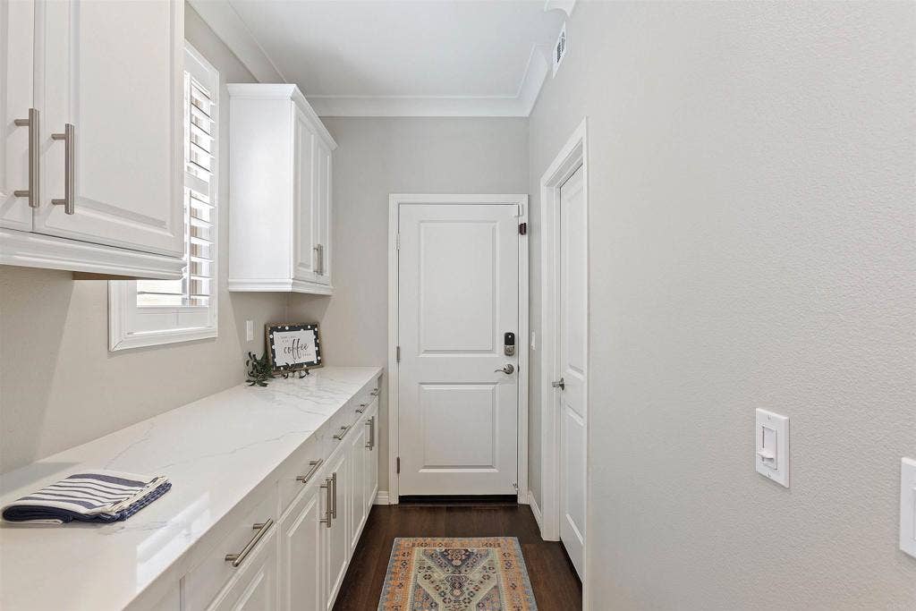 250 Treasure Drive, San Marcos, CA 92078 250 Treasure Drive, San Marcos, CA 92078