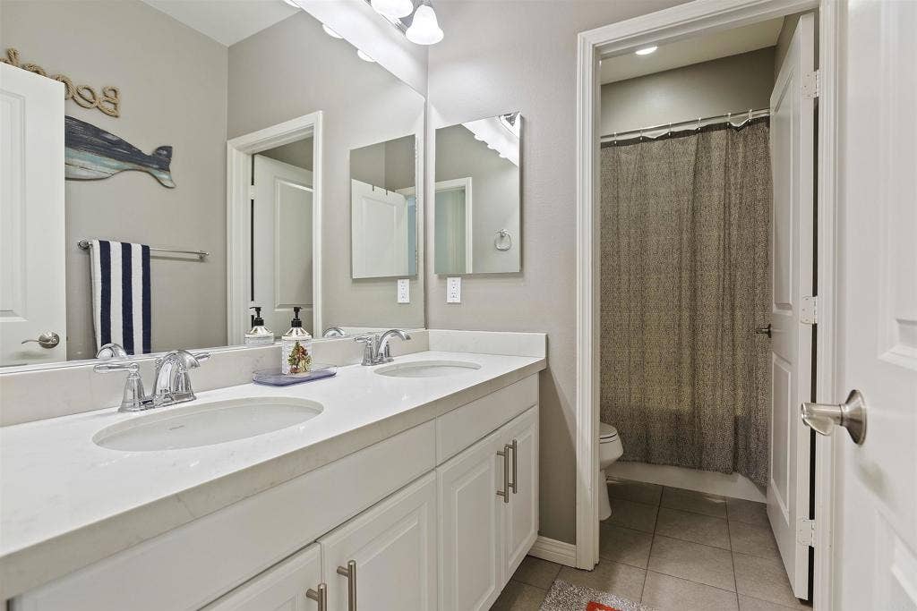 250 Treasure Drive, San Marcos, CA 92078 250 Treasure Drive, San Marcos, CA 92078