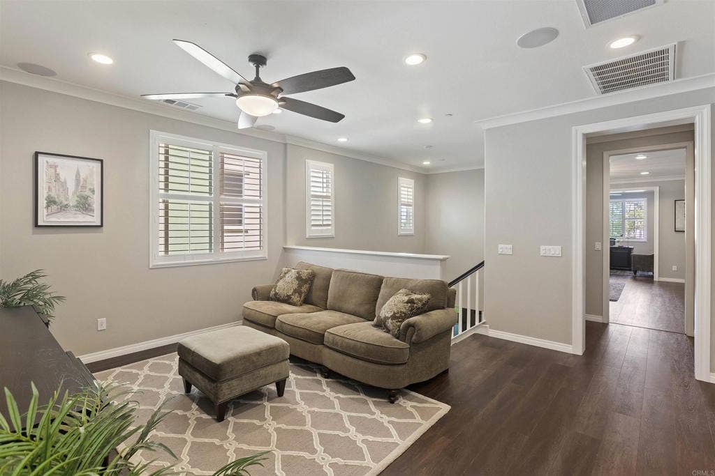 250 Treasure Drive, San Marcos, CA 92078 250 Treasure Drive, San Marcos, CA 92078