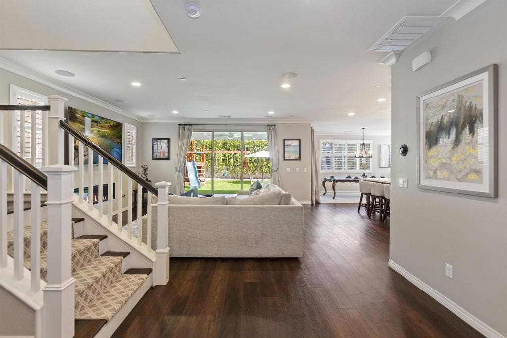 250 Treasure Drive, San Marcos, CA 92078 250 Treasure Drive, San Marcos, CA 92078