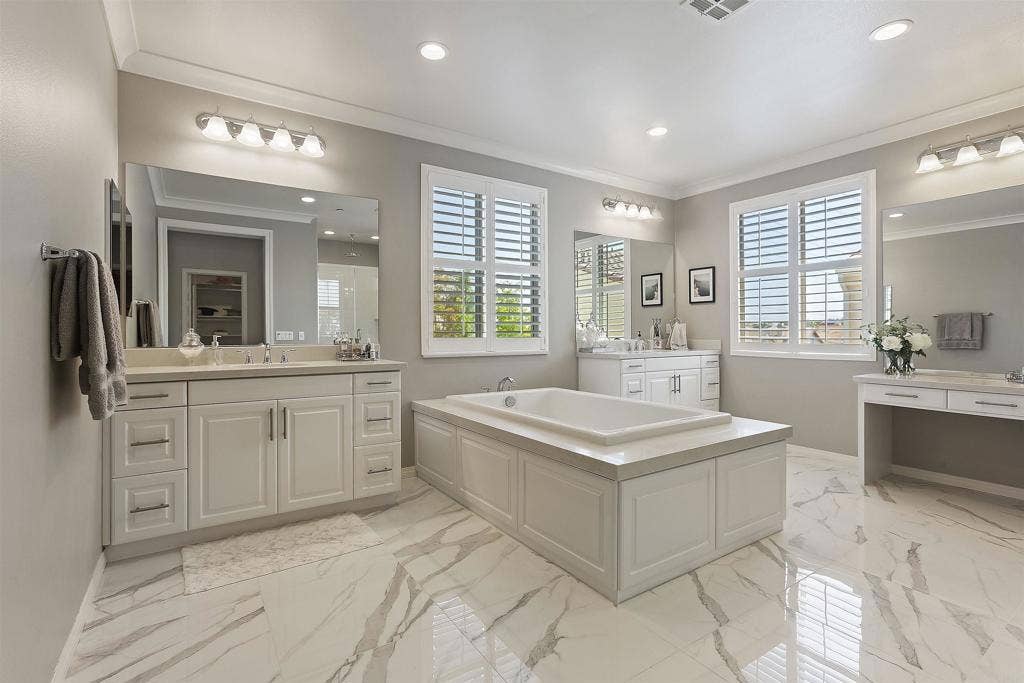 250 Treasure Drive, San Marcos, CA 92078 250 Treasure Drive, San Marcos, CA 92078
