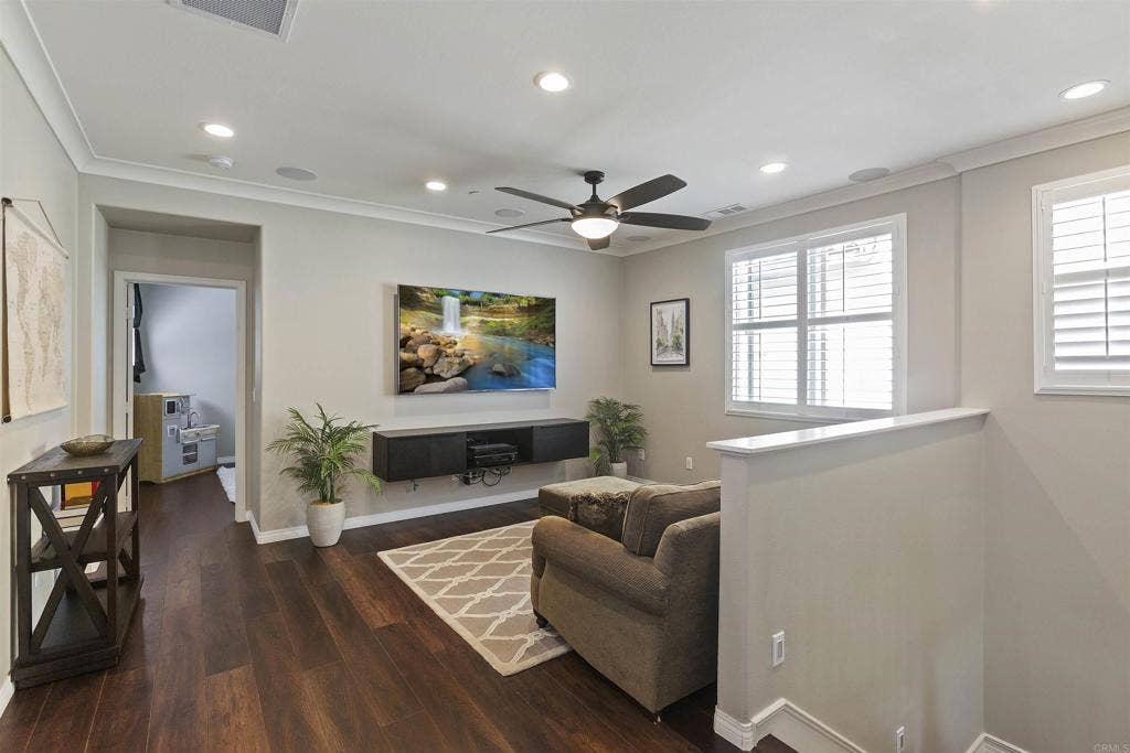 250 Treasure Drive, San Marcos, CA 92078 250 Treasure Drive, San Marcos, CA 92078